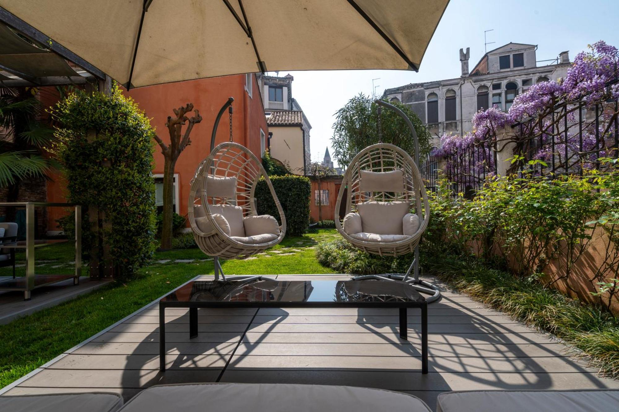 Palazzo Morosini Degli Spezieri - Lifestyle Apartments Венеция Екстериор снимка