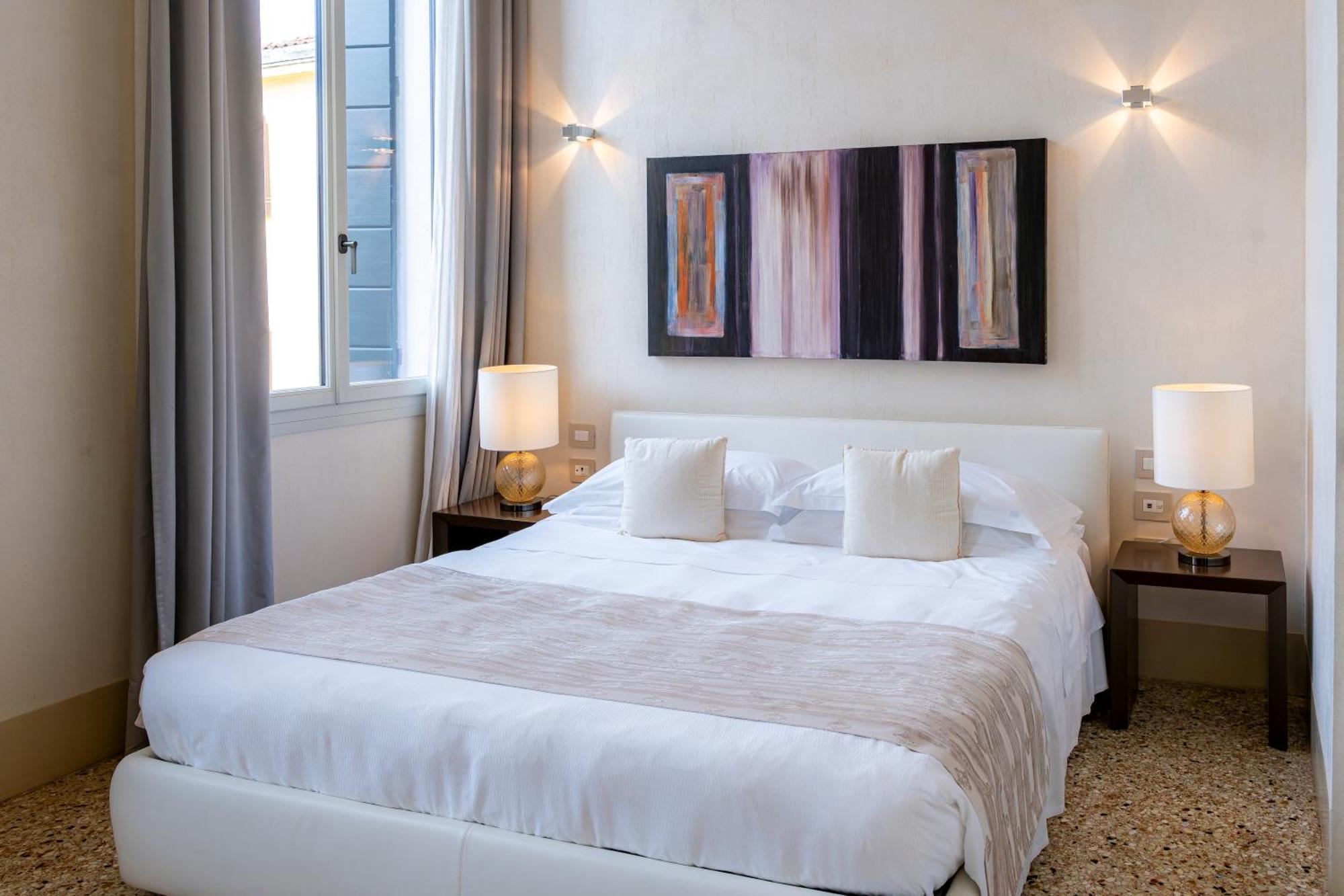 Palazzo Morosini Degli Spezieri - Lifestyle Apartments Венеция Екстериор снимка